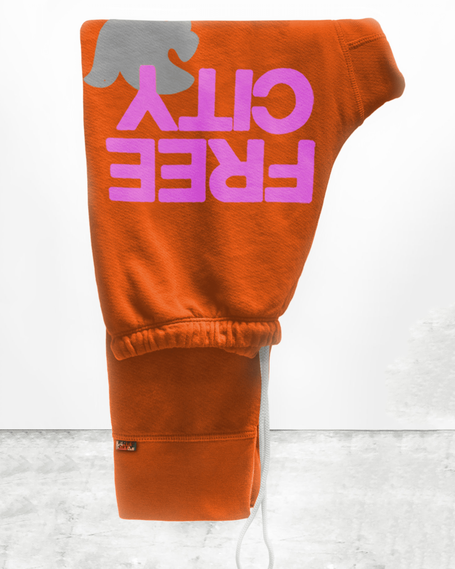 Large 3/4 Sweatpants in Orange Machine Orange Machine / XS