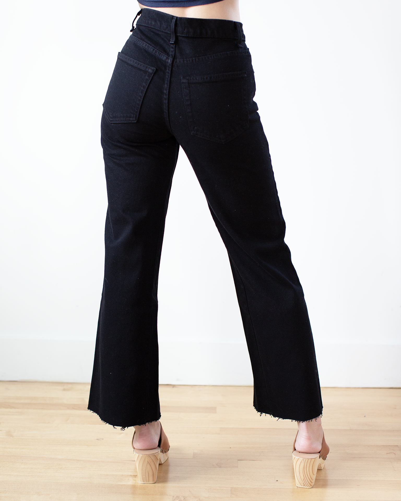 ASKK NY Mid-Rise Wide-Leg Crop Jeans