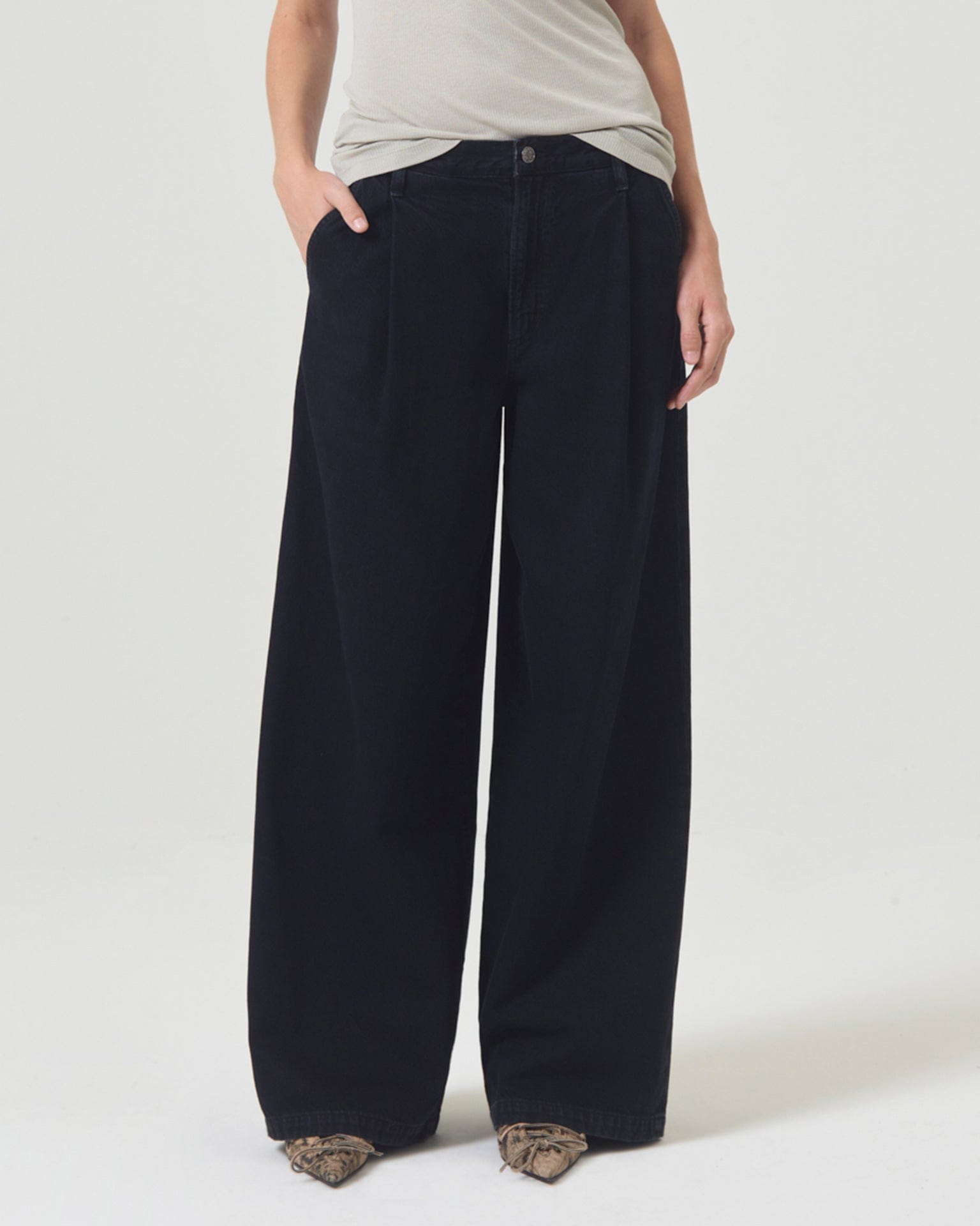 Ellis Trouser in Crushed