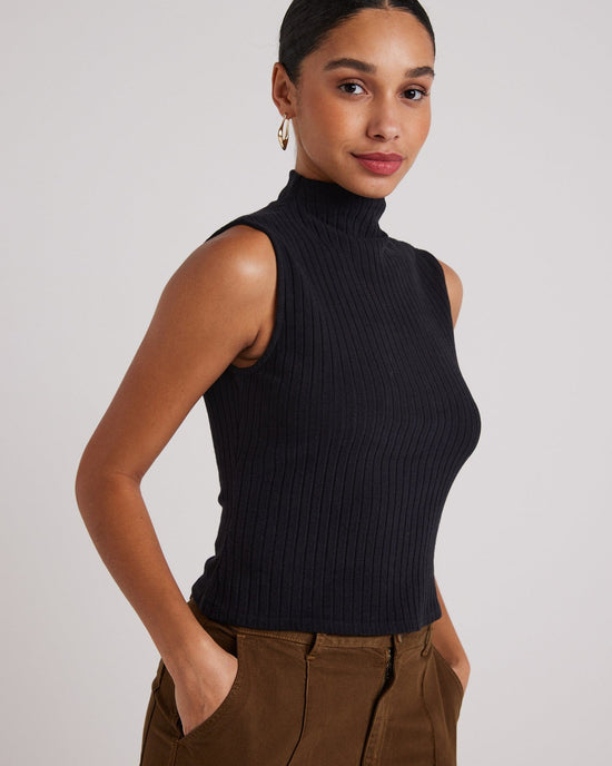 Bella Dahl Sleeveless Mock Neck Top in Black 