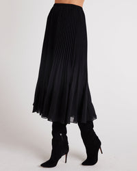 Bella Dahl Sunburst Pleated Midi Skirt in Black 