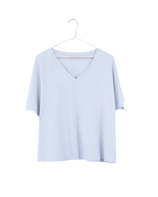 It is well LA Clothing Organic Cotton V Neck Tee in Icy Blue