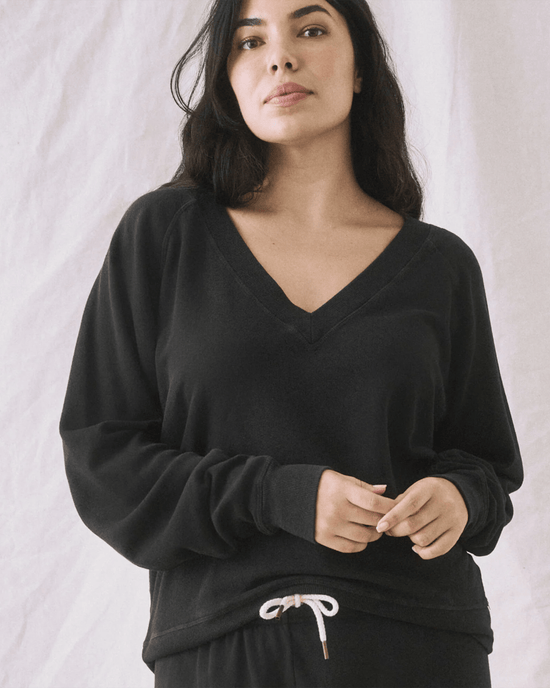the Great Clothing The V-Neck Sweatshirt in Almost Black