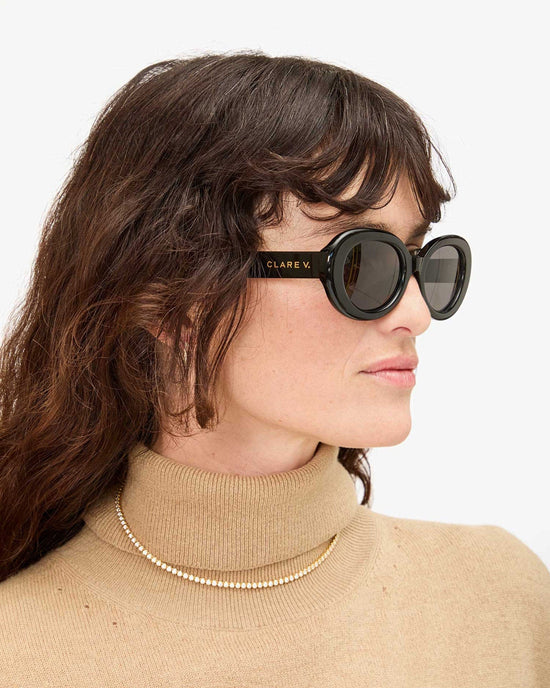 Clare V. Accessories Black Julia Sunglasses in Black