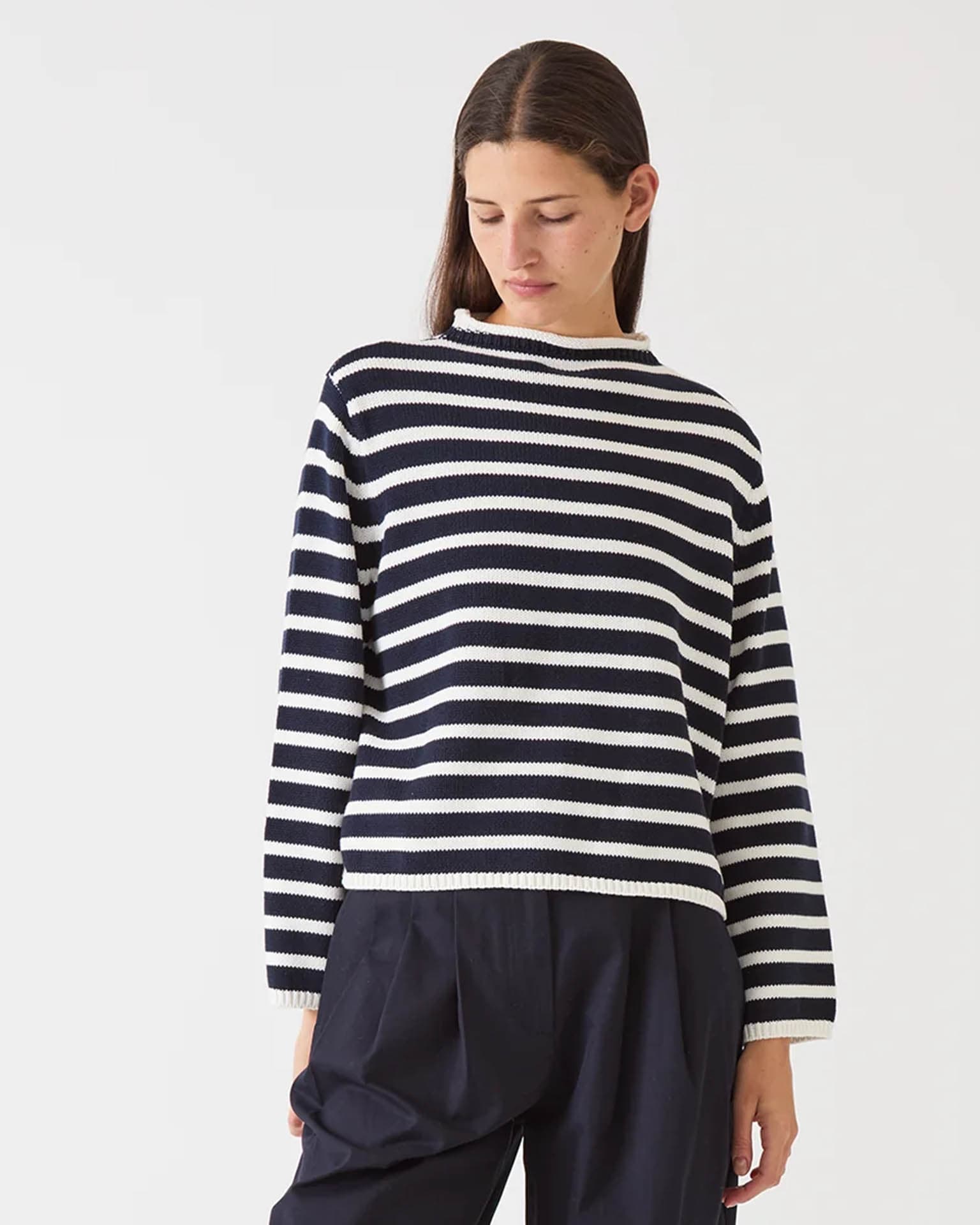 Dylan Stripe Cotton Sweater in Off White/Navy