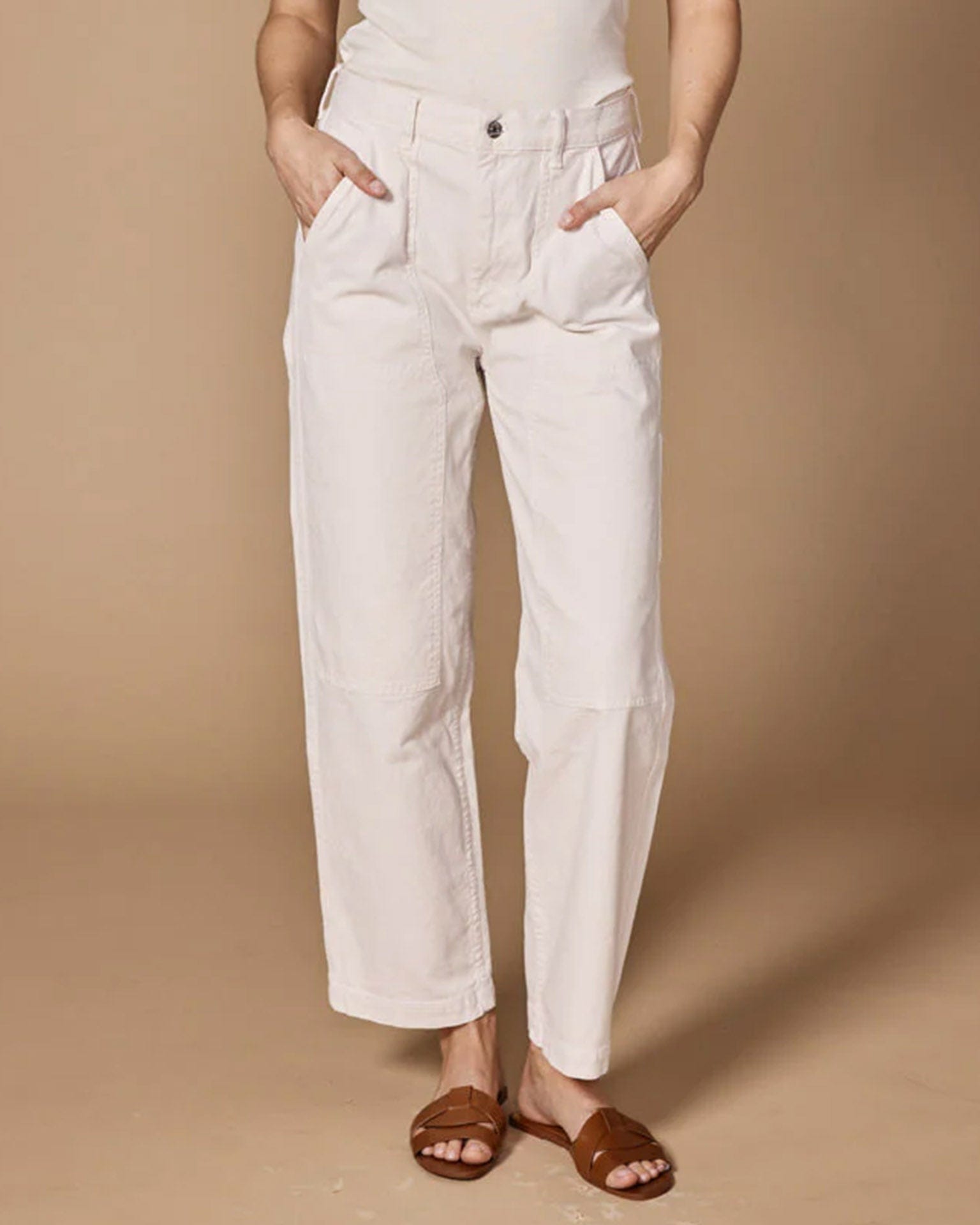 Hayley Pant in Stone