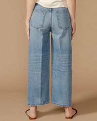 Edwin Denim Melly Crop in Baxter