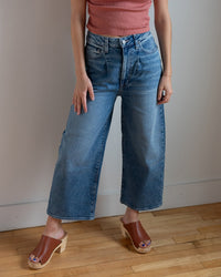 Edwin Denim Melly Crop in Sullivan