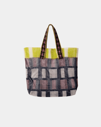 Épice Accessories Flint Small Mesh Checks Tote in Flint