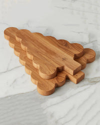 etúHOME Home Scalloped Tree Cutting Board, Small