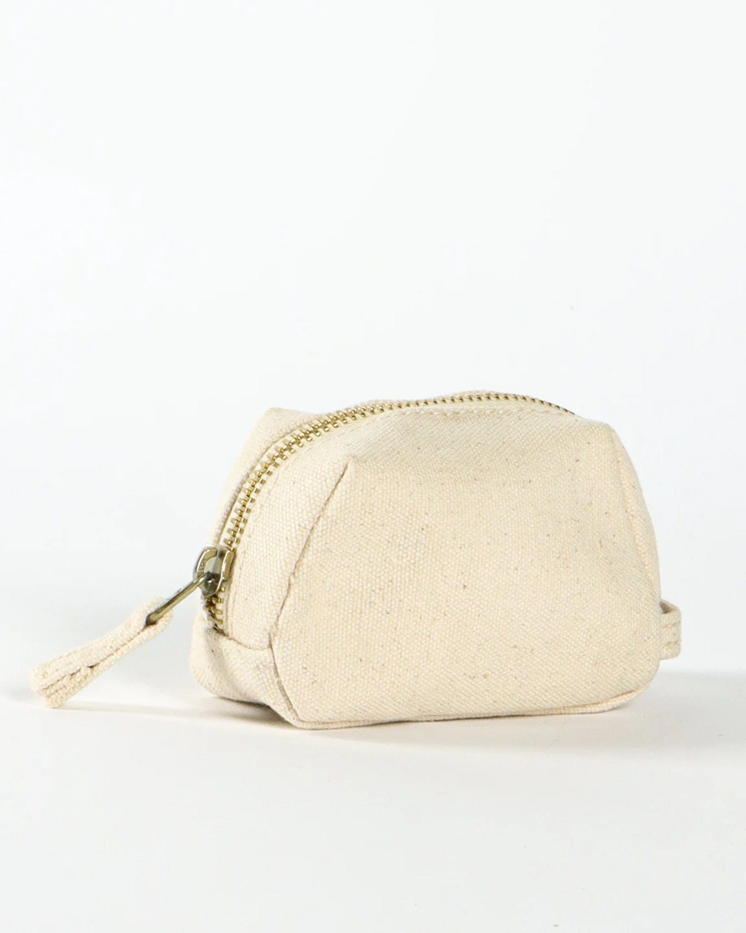 Clamshell Pouch in Natural