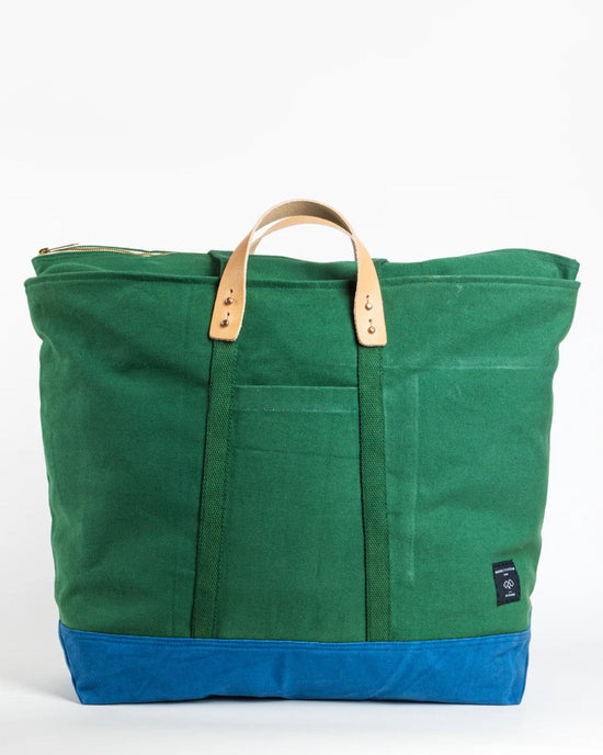 IMMODEST COTTON Jumbo Zipper Tote in Pine/Ocean 