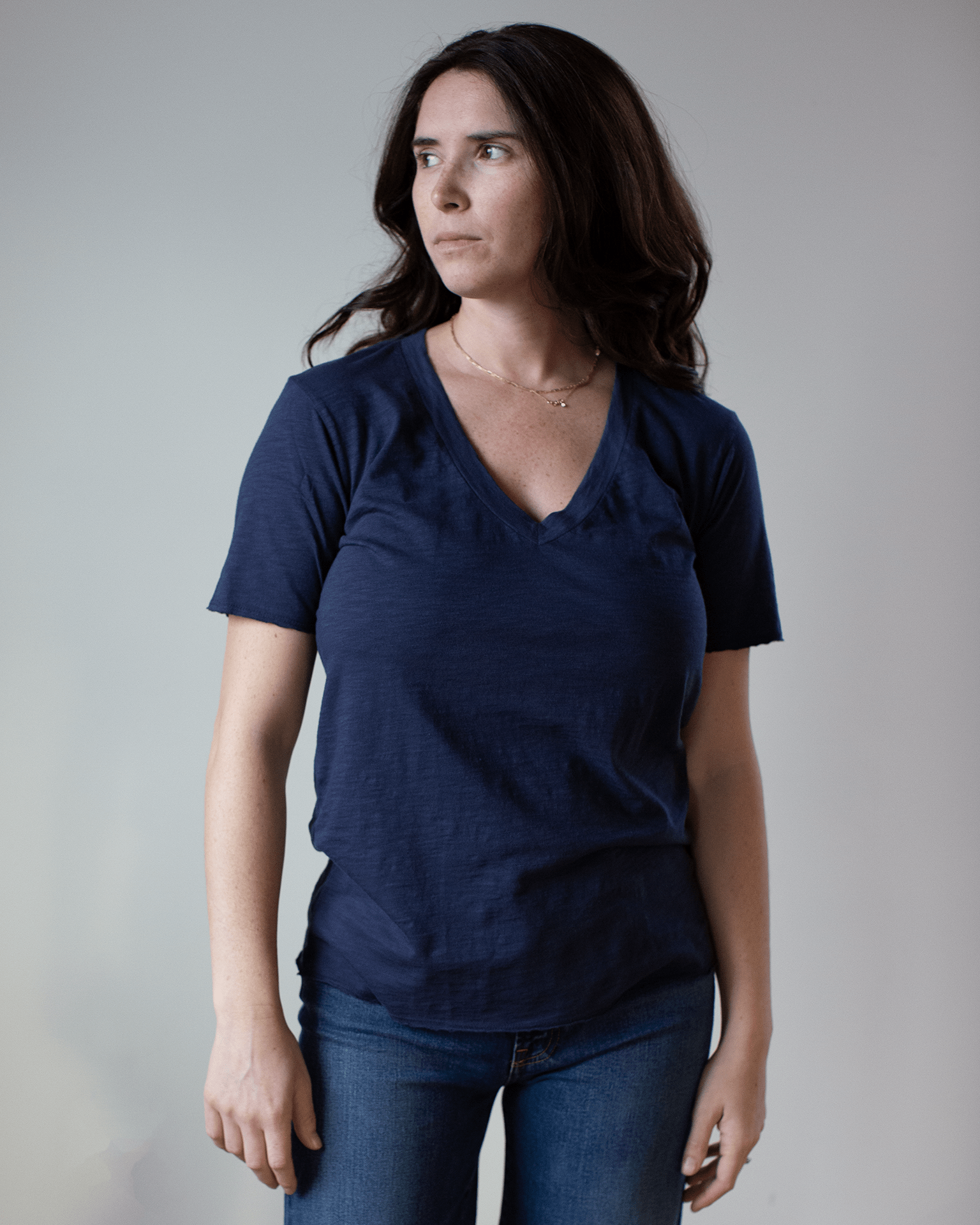 Cora S/S V Neck T in Navy