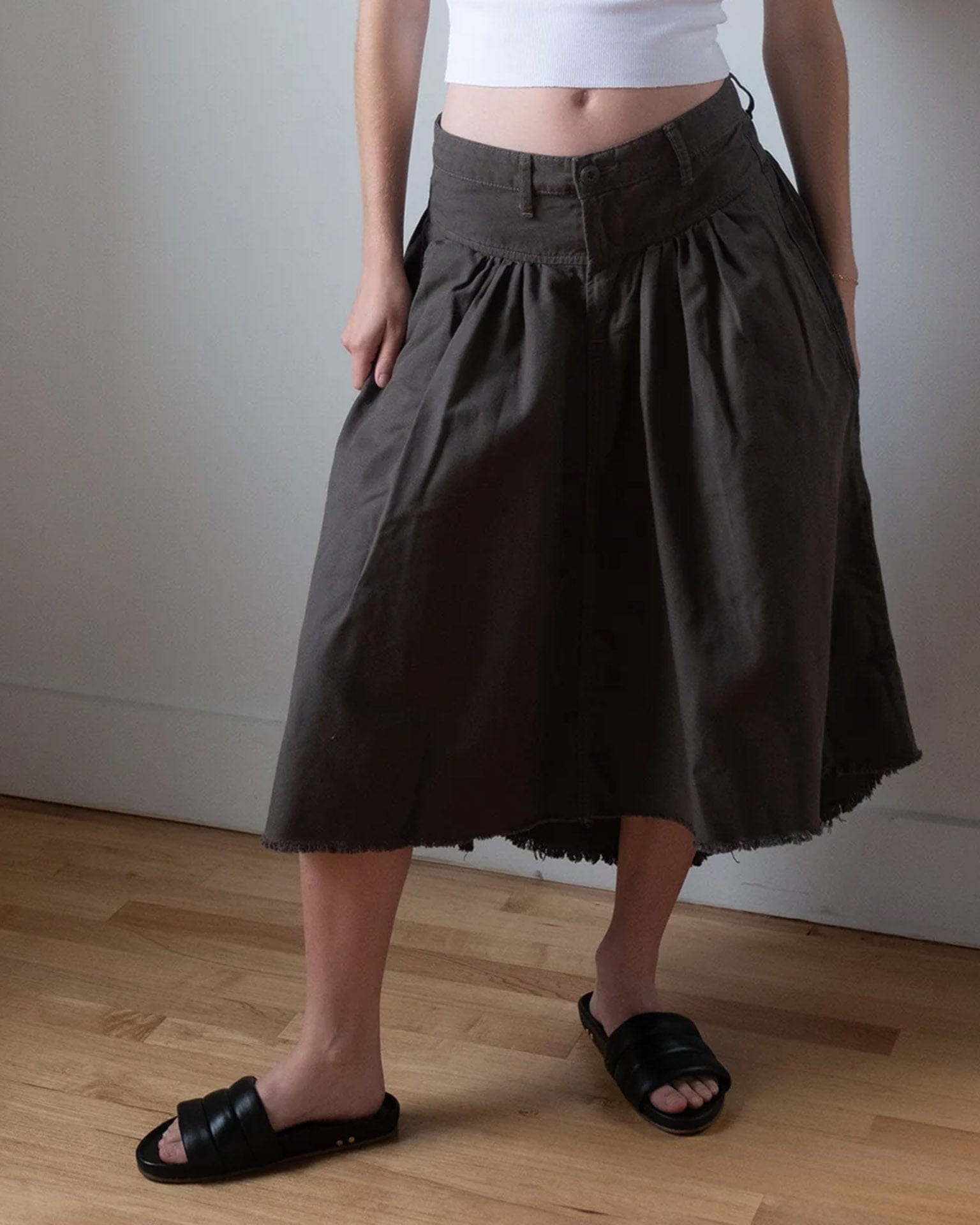 Dazed Skirt in Mill Green