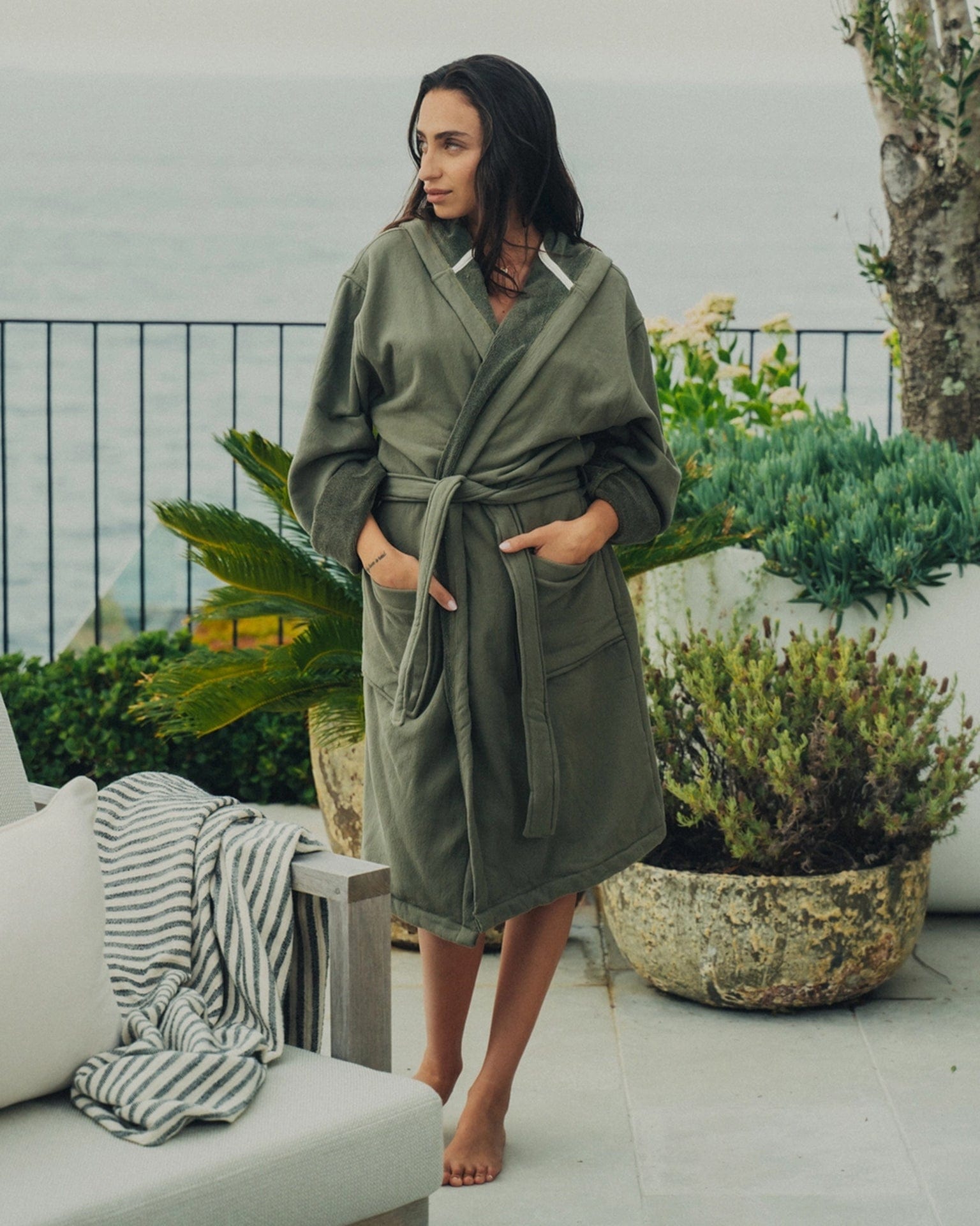 Vintage Wash Robe in Olive