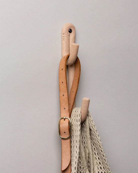 SIN Home Speckled / O/S Leggy Long Wall Hook in Speckled