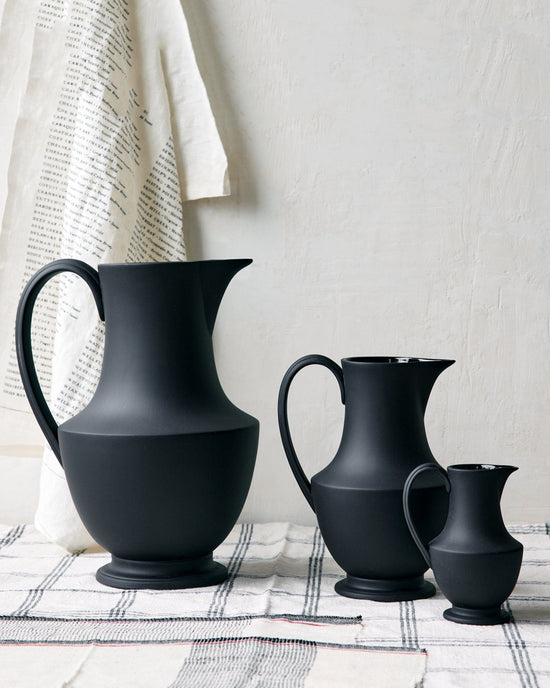 SIR / MADAM Home Toulouse Large Pitcher No. 3 - Black