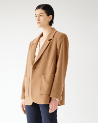 Velvet by Graham & Spencer Clothing Alamos L/S Blazer in Camel