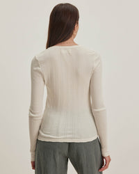 Velvet by Graham & Spencer Clothing Mauri in Pearl