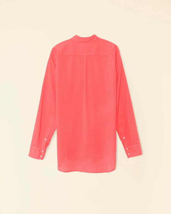 XiRENA Clothing Beau Shirt in Clambake Red