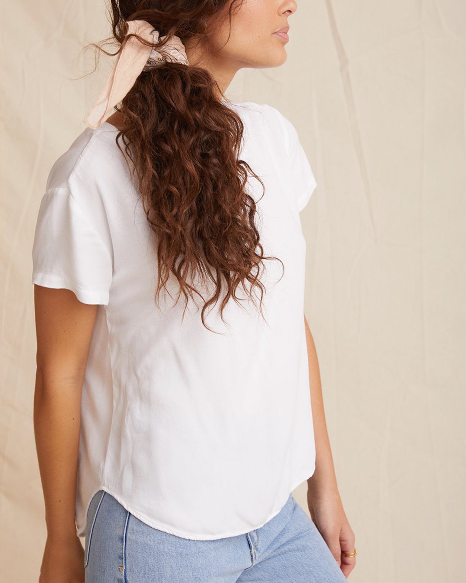 Bella Dahl V Neck Tee in White Bliss Boutiques