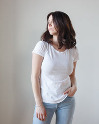 Velvet by Graham & Spencer Odelia Scoop Neck Tee in White 